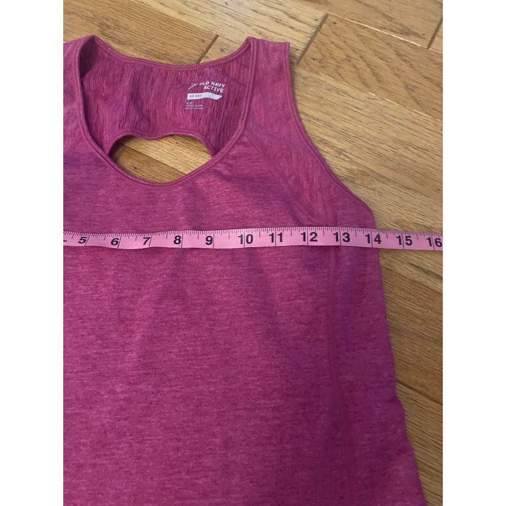 Old Navy Active, women's pink go-dry fitted open racerback athletic tank top med - Picture 7 of 8